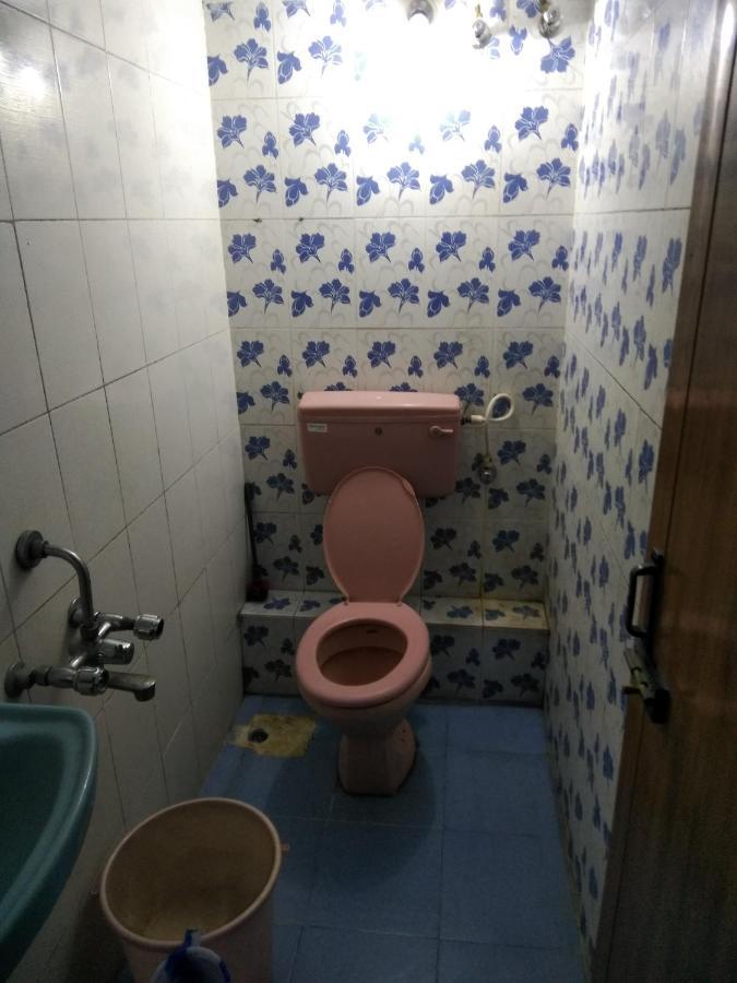 Maniis Homestay Vālpārai Eksteriør billede